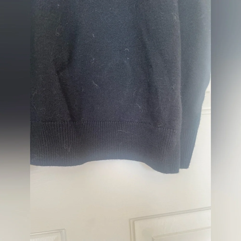Viyella 100% Merino Wool Sweater Vest Black Classic Knit V-Neck Pullover XXL - Picture 4 of 9